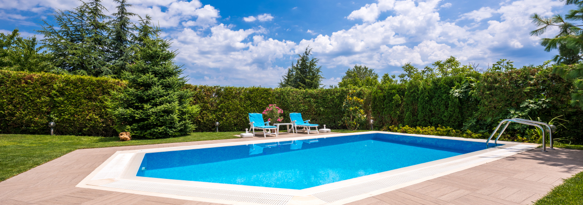 piscina no quintal